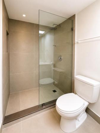 Oaks Terrace At Palm-Aire, 4200 Oaks Ter #104, Pompano Beach, Florida 33069, image 1