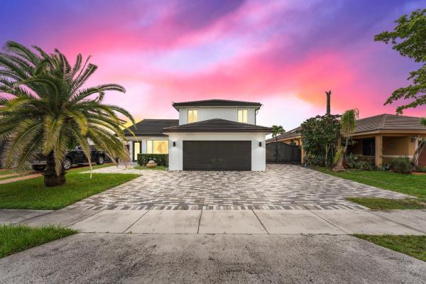 West Lakes Gardens, 15015 NW 88th Ct, Miami Lakes, Florida 33018, image 2