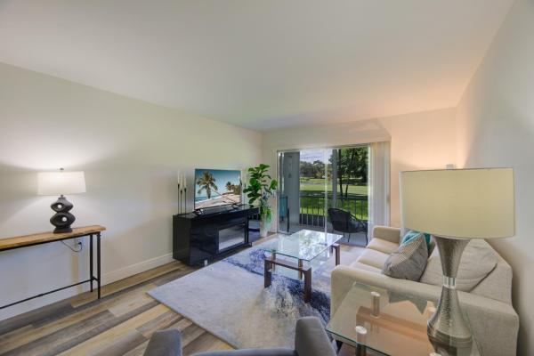 Martinique Village, 4502 Martinique Way #E1, Coconut Creek, Florida 33066, image 3