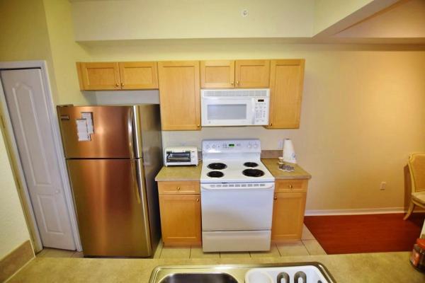 Residences At Legacy Place, 11016 Legacy Dr #103, Palm Beach Gardens, Florida 33410, image 3