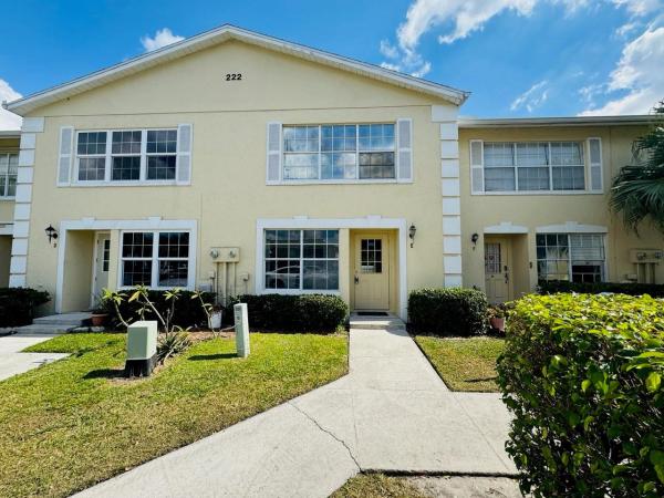 The Charter Club Of Palm Beach, 222 Foxtail Dr #E, Greenacres, Florida 33415, image 2
