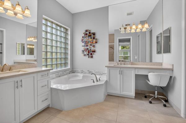 Valencia Cove, 11906 Catskill Commons Ln, Boynton Beach, Florida 33473, image 1