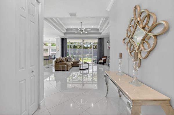 Valencia Cove, 11906 Catskill Commons Ln, Boynton Beach, Florida 33473, image 3