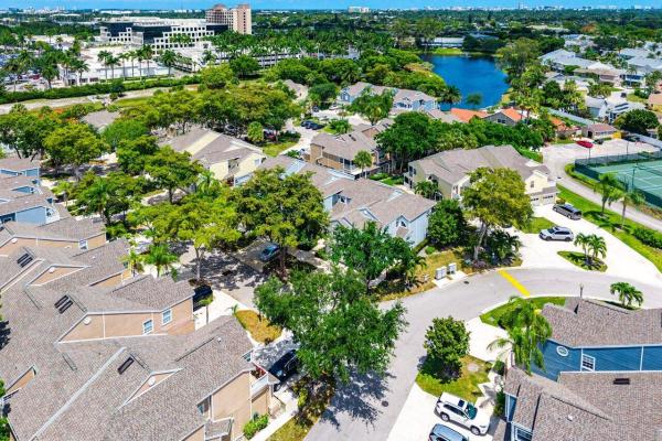 Carriage Houses, 5336 Buckhead Cir #2020, Boca Raton, Florida 33486, image 3