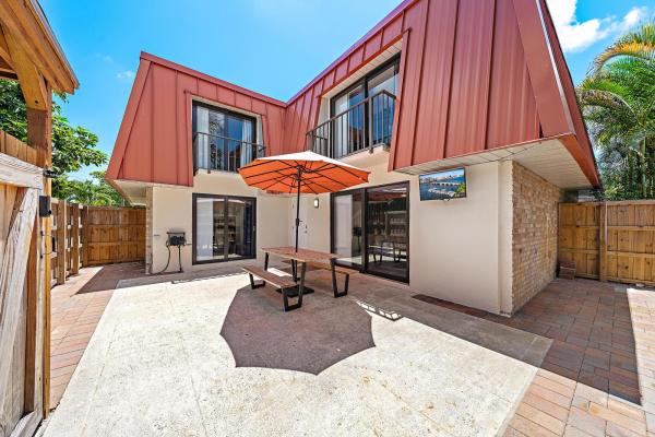 Sandalwood At Meridian Park, 3331 S Meridian Way #A, Palm Beach Gardens, Florida 33410, image 2