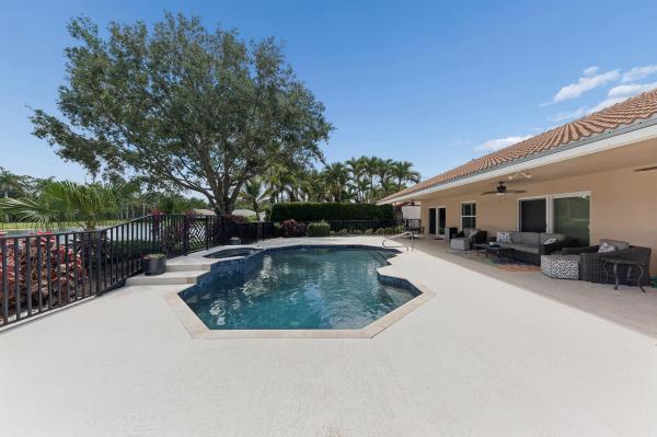 8658 Vista Greens Ct, Lake Worth, Florida 33467, image 3
