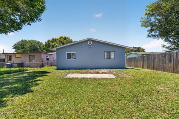 Eldorado, 812 N 24th St, Fort Pierce, Florida 34950, image 3