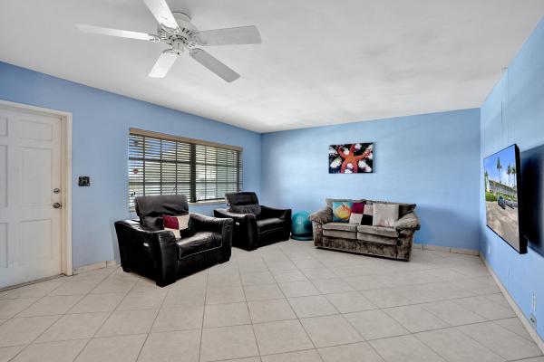 Cypress Island, 930 SE 9th Ave #11, Pompano Beach, Florida 33060, image 3