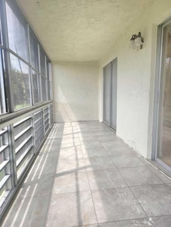 Village Green 1, 100 Village Green Cir E #B-212, Palm Springs, Florida 33461, image 3