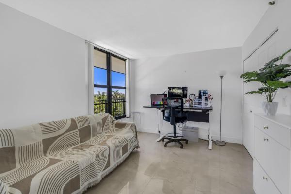 Boca Bayou, 22 Royal Palm Way #6060, Boca Raton, Florida 33432, image 2