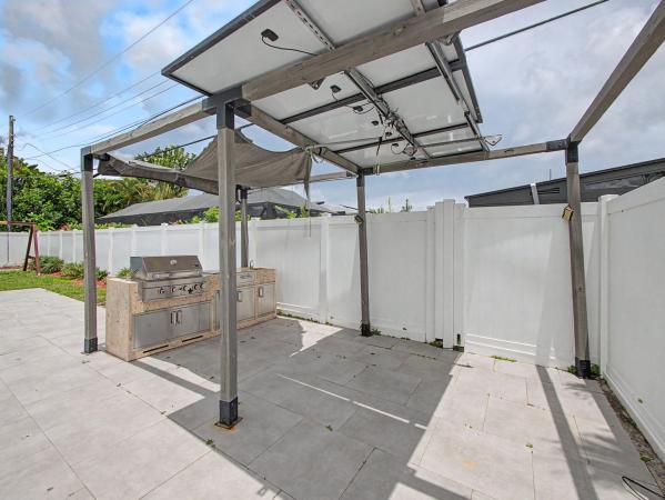 University Park Country Club Estates, 108 Orchard Ridge Ln, Boca Raton, Florida 33431, image 2