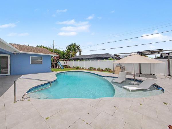 University Park Country Club Estates, 108 Orchard Ridge Ln, Boca Raton, Florida 33431, image 3
