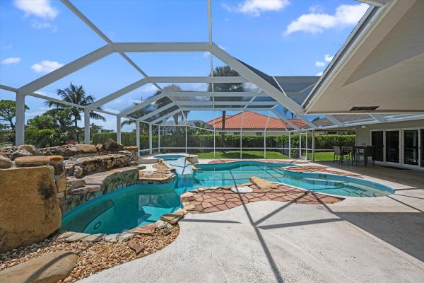 Meadow Wood Of The Landings At Wellington, 15880 Meadow Wood Dr, Wellington, Florida 33414, image 2