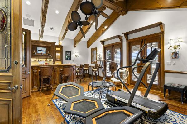 Lighthouse Point Residential, 3131 NE 27th Ave, Lighthouse Point, Florida 33064, image 2