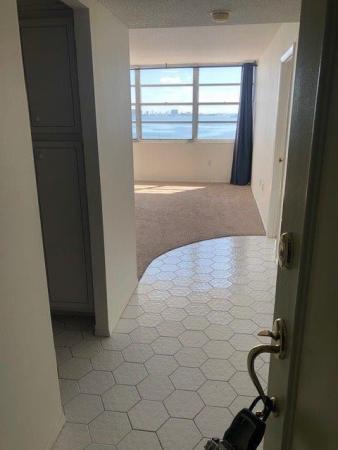 Majorca Towers, 11930 N Bayshore Dr #706, North Miami, Florida 33181, image 1
