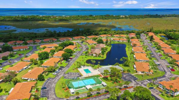 High Point Of Fort Pierce, 1221 S Lakes End Dr, Fort Pierce, Florida 34982, image 3