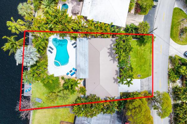 Middle River Estates, 1733 Coral Gardens Dr, Wilton Manors, Florida 33334, image 1