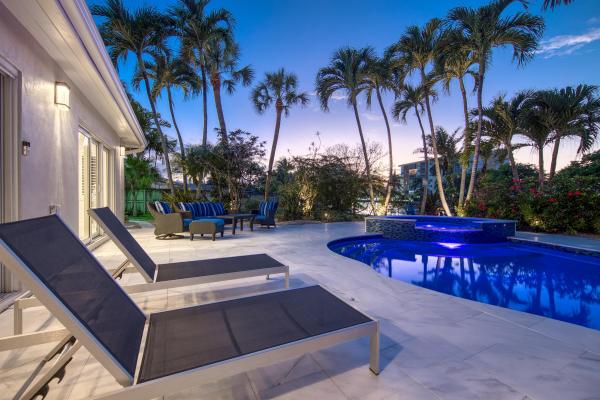 Middle River Estates, 1733 Coral Gardens Dr, Wilton Manors, Florida 33334, image 2
