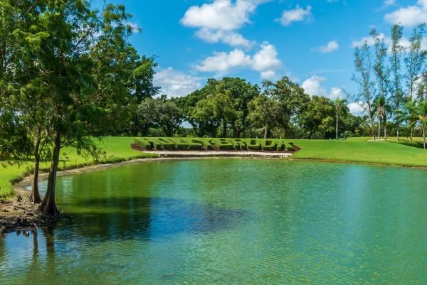 Hollybrook Golf & Tennis Club, 8911 S Hollybrook Blvd #306, Pembroke Pines, Florida 33025, image 1
