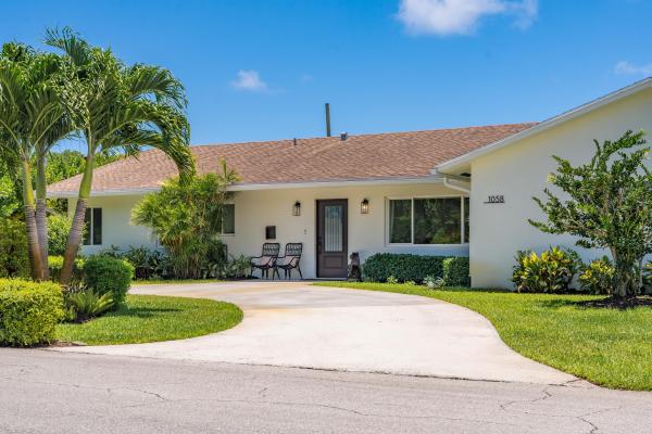 Lake Floresta Park, 1058 NW 6th Dr, Boca Raton, Florida 33486, image 3