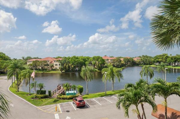 Coronado At Jacaranda, 250 Jacaranda Dr #408, Plantation, Florida 33324, image 1
