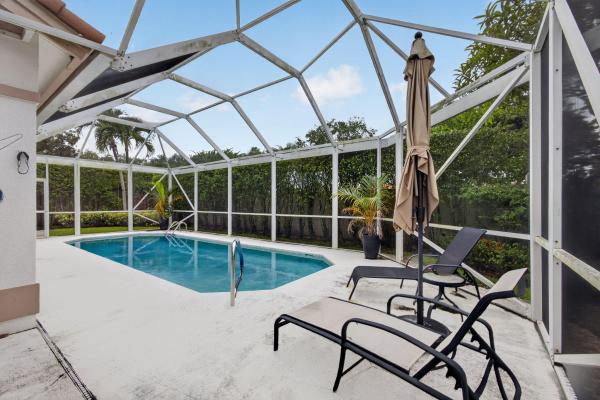 Eagleton Estates, 200 Eagleton Estate Blvd, Palm Beach Gardens, Florida 33418, image 2
