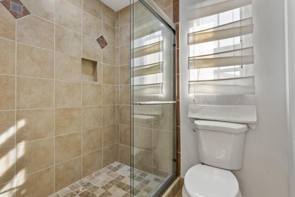 2900 Olivewood Ter #2010, Boca Raton, Florida 33431, image 2