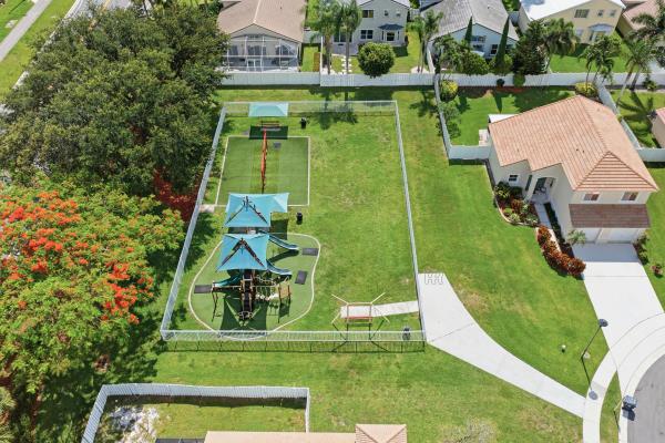 5317 Oakmont Village Cir, Lake Worth, Florida 33463, image 2