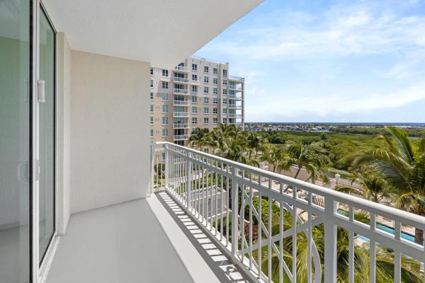 Casa Costa, 450 N Federal Hwy #905, Boynton Beach, Florida 33435, image 3