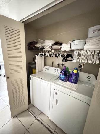 8600 NW 193rd Ter, Hialeah, Florida 33015, image 1