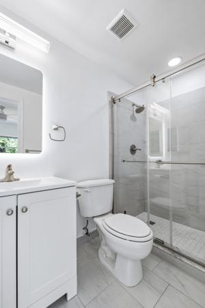 Crystal Lake 941, 941 Crystal Lake Dr #207, Deerfield Beach, Florida 33064, image 2