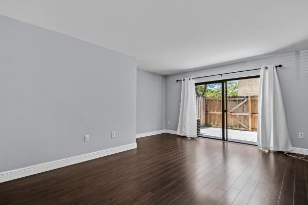 The Palms Of Pembroke, 307 Palm Cir E, Pembroke Pines, Florida 33025, image 2