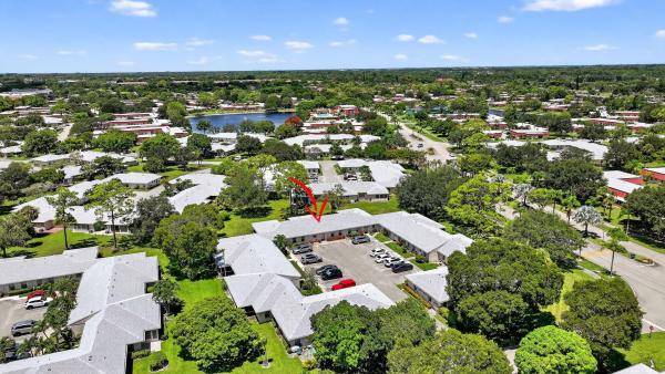 448 Franconia Cir #B, Lake Worth, Florida 33467, image 3