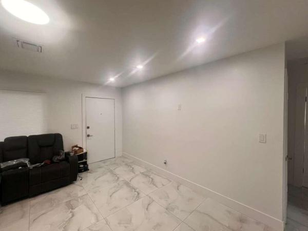 726 SW 7th St #1-2, Hallandale Beach, Florida 33009, image 1