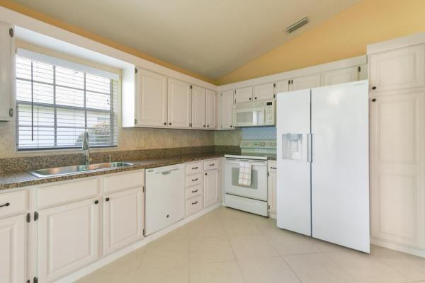 Eagle Ridge At Indian Creek, 124 Adobe Cir, Jupiter, Florida 33458, image 2