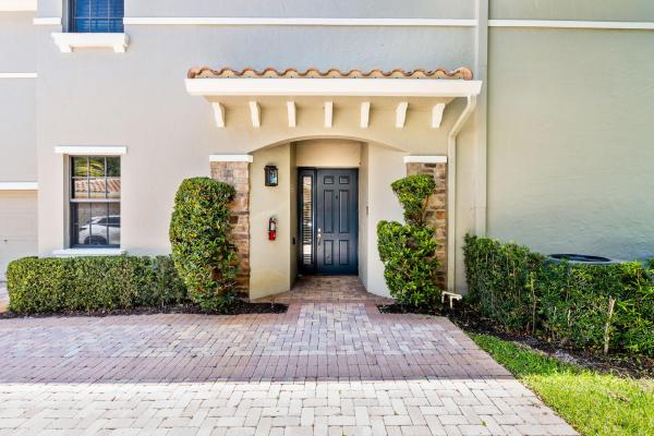 Caseras At Parkland Golf & Country Club, 7543 Old Thyme Ct #1C, Parkland, Florida 33076, image 1