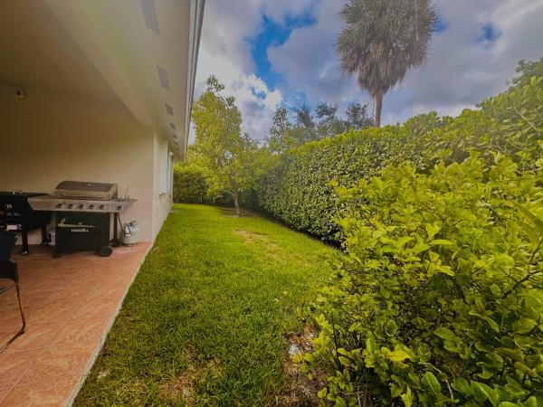 Century Star, 20221 SW 85th Ct, Cutler Bay, Florida 33189, image 3