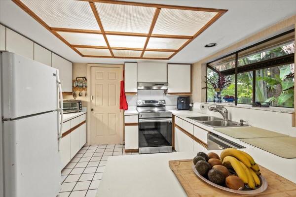Eastpointe Country Club, 6691 S Pine Ct, Palm Beach Gardens, Florida 33418, image 1