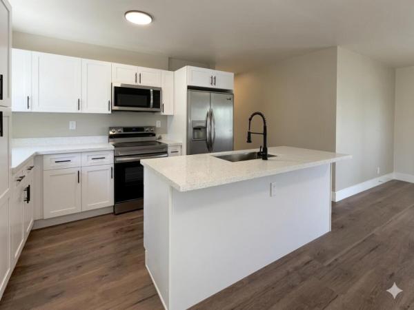1795 Lauderdale Manor Dr, Fort Lauderdale, Florida 33311, image 3