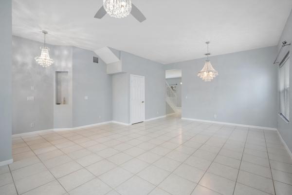 Catalina At Lakes Of Laguna, 3190 El Camino Real, West Palm Beach, Florida 33409, image 2