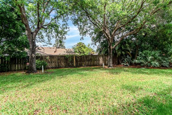 Georgian Courts, 13354 Georgian Ct, Wellington, Florida 33414, image 1