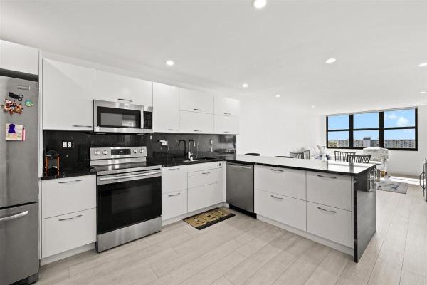 The Waterbury, 1401 N Riverside Dr #1104, Pompano Beach, Florida 33062, image 3