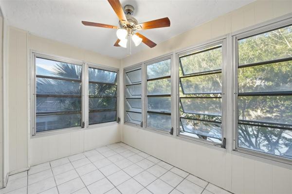 Poinciana Place Of Pine Island Ridge, 9430 Poinciana Pl #409, Davie, Florida 33324, image 2