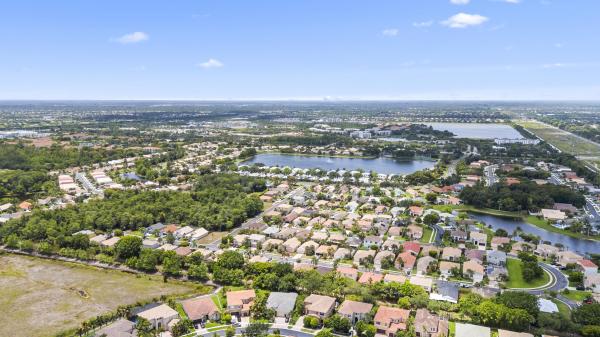 The Estates At Oak Hamlet, 10720 Oak Bend Way, Wellington, Florida 33414, image 3