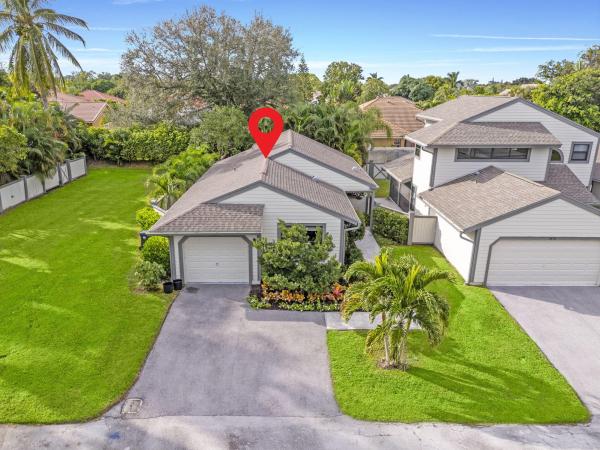 Bedford Mews At Wellington, 2474 Bedford Mews Dr, Wellington, Florida 33414, image 1