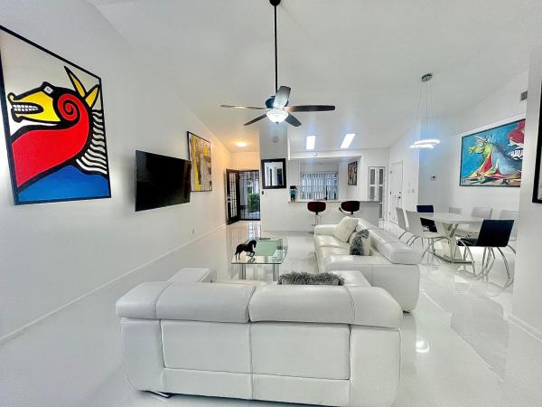 Fairway Cove Of Wellington, 2690 Linkside Dr, Wellington, Florida 33414, image 1