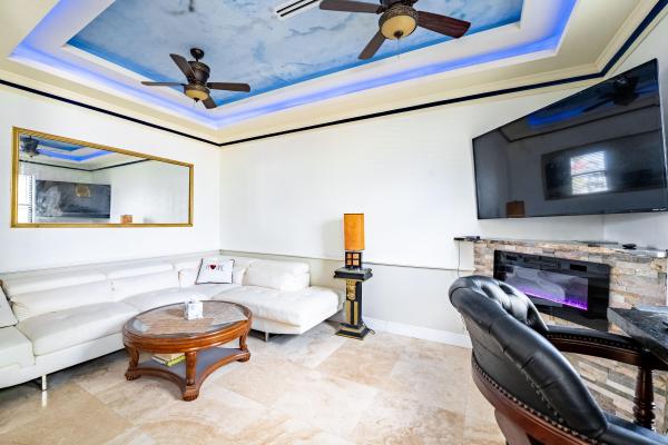 Roosevelt Estates, 1325 N Mangonia Dr, West Palm Beach, Florida 33401, image 2