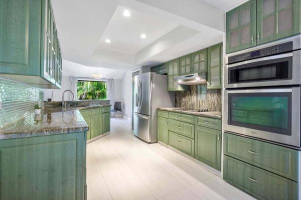 Pheasant Walk, 4140 Woods End Rd, Boca Raton, Florida 33487, image 1