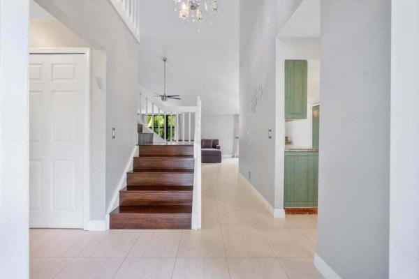 Pheasant Walk, 4140 Woods End Rd, Boca Raton, Florida 33487, image 1
