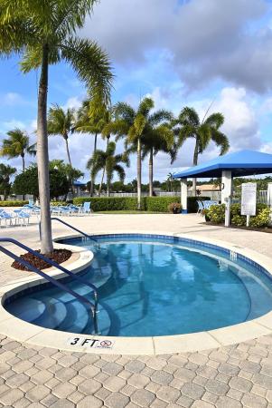 Bridgeport At Baywinds, 9463 Swansea Ln, West Palm Beach, Florida 33411, image 1